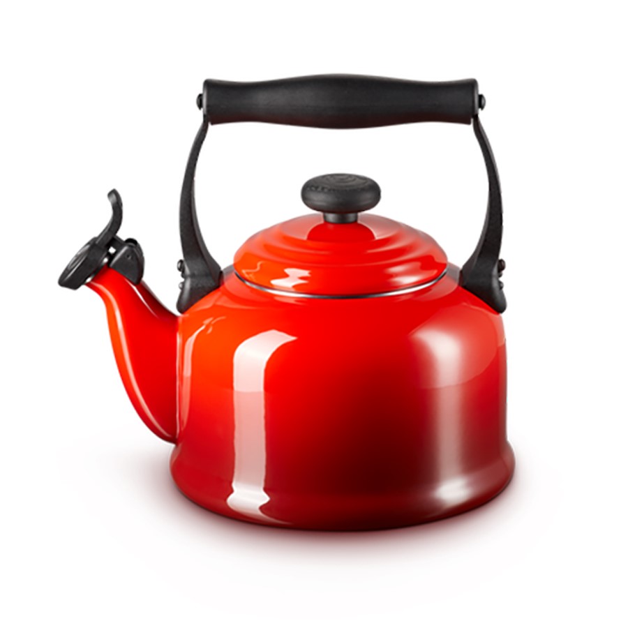Le Creuset Trad. Kettle Cerise 2.1L Image